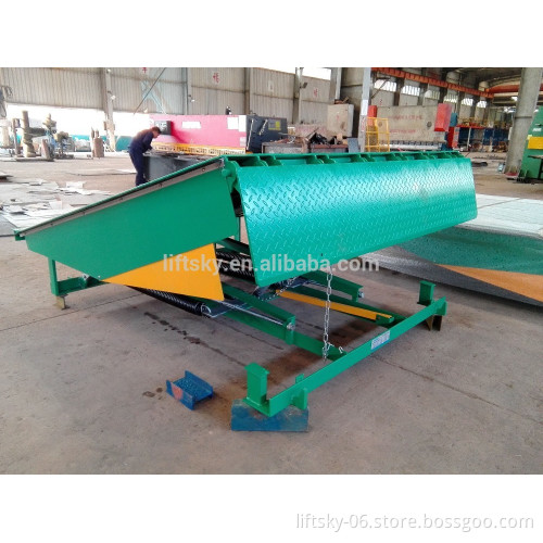 LSH12-670D type 6*7' capacity 12000kg mechanical dock leveler